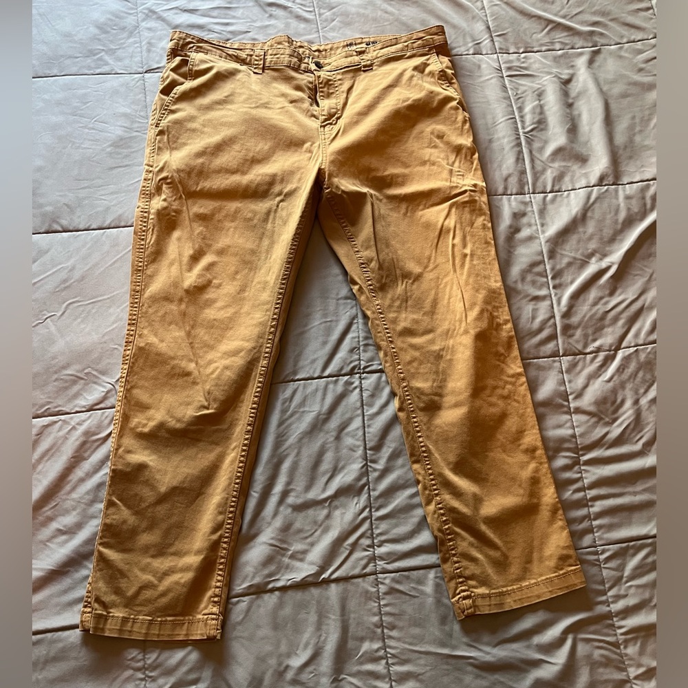 Men’s Tan Pants